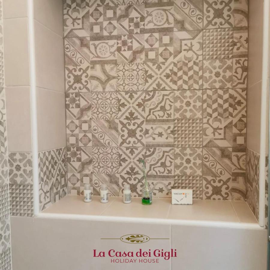 레체 La Casa Dei Gigli 빌라 외부 사진